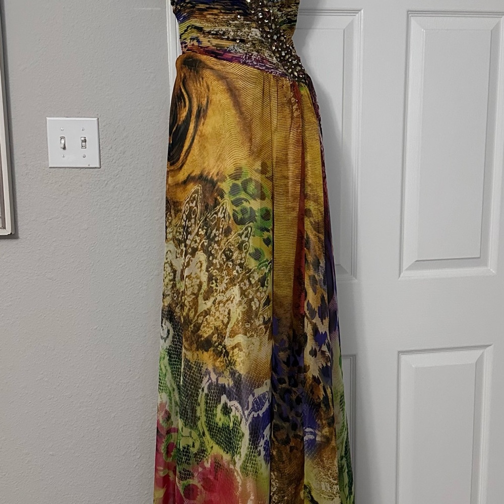 Beautiful formal dress for special occasions